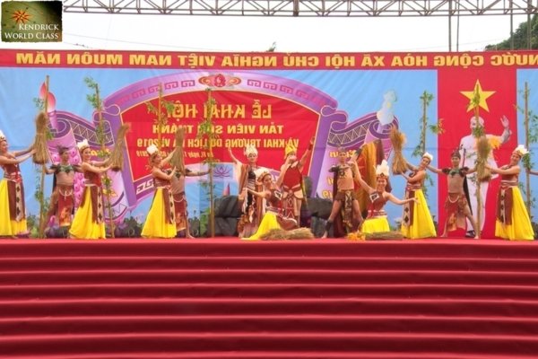 Lễ Hội Tản Viên Sơn Thánh