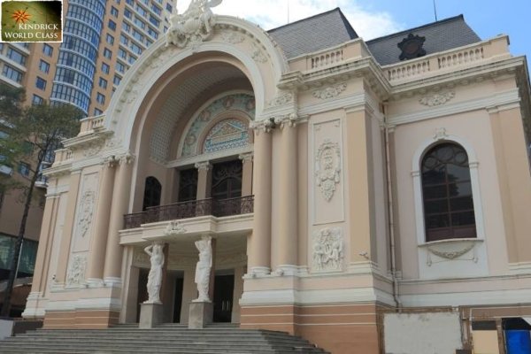 Nhà Hát Thành phố Hồ Chí Minh