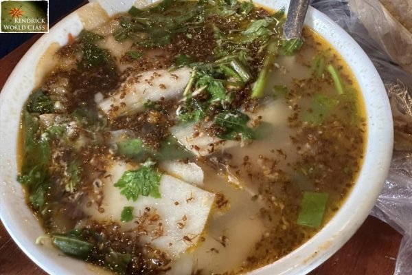 Canh Chua Kiến Vàng