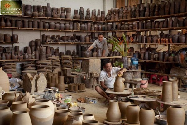 Làng Gốm Hương Canh