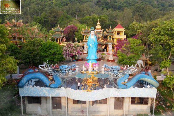Núi Cậu - Lòng Hồ Dầu Tiếng