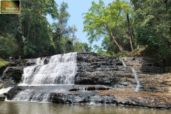 Thác Thủy Tiên